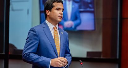 Omar Fernández revela que haitianas superan en partos a dominicanas en 63 hospitales