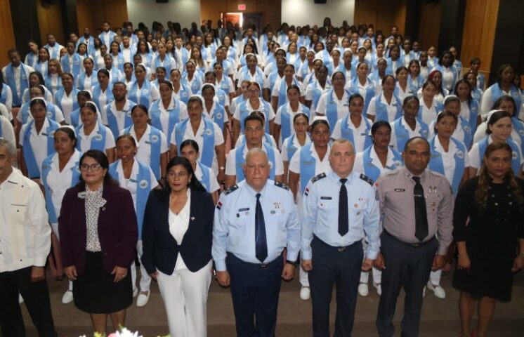 3,935 estudiantes del Nordeste se graduaron en Escuelas Vocacionales