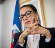 Canciller y primer ministro haitianos critican política migratoria de RD en Fórum Citoyen