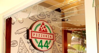 Una mujer resulta herida al explosionar pizzería en Dajabón