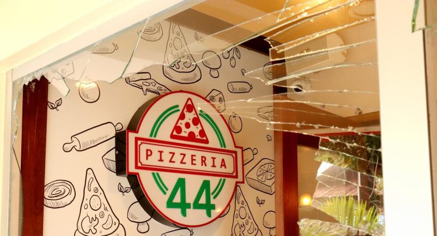 Una mujer resulta herida al explosionar pizzería en Dajabón