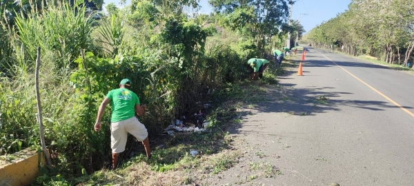 Operativo navideño de Digecac busca embellecer carreteras y avenidas del país