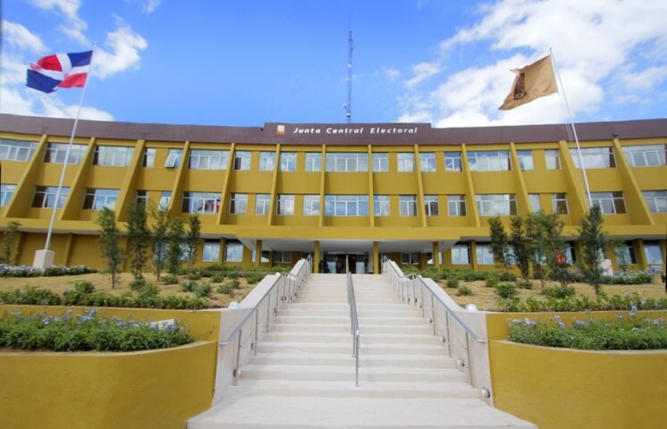 JCE somete a consulta de los partidos las propuestas de funcionarios para ser ratificados