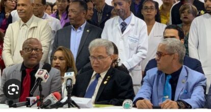 ¡No hay consultas! Colegio Médico convoca a huelga por cuatro días