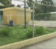Se entrega profesor acusado de violar estudiante en escuela de SPM