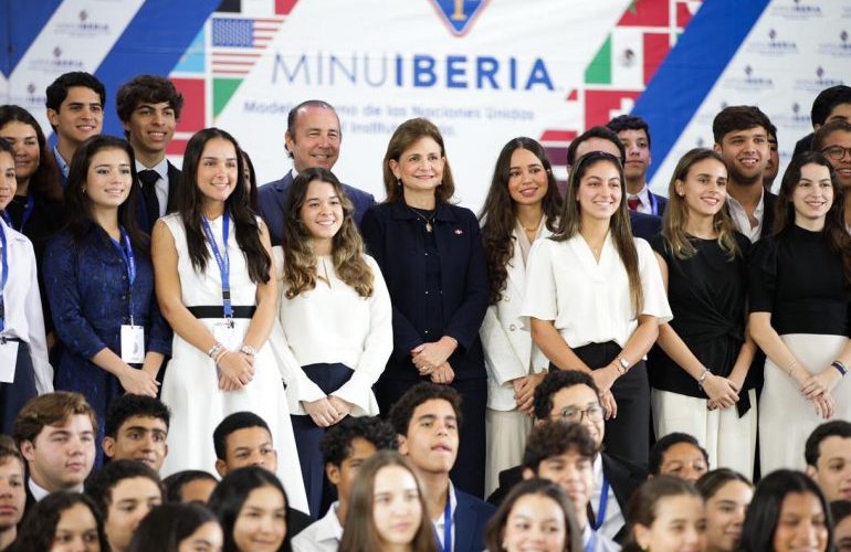 Raquel Peña inaugura la Conferencia del Modelo Interno de las Naciones Unidas 2024
