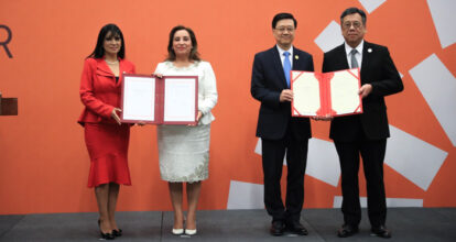 Perú y Hong Kong firman tratado de libre comercio