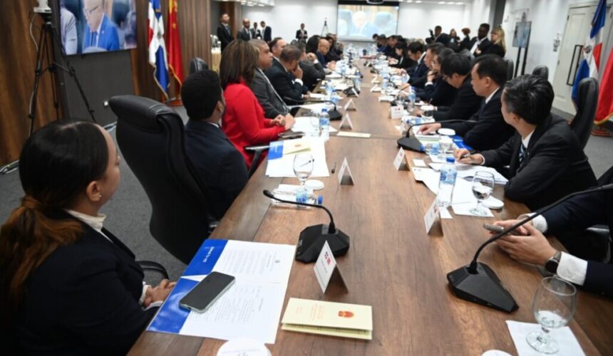 Fortalecen lazos de cooperación entre República Dominicana y China en visita de alto nivel