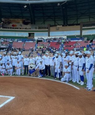 Los Tigres del Licey reciben anillos