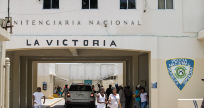 La cárcel de La Victoria queda temporalmente fuera del plan de bloqueadores de señales