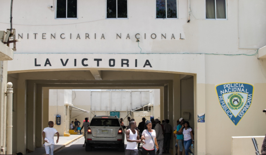 La cárcel de La Victoria queda temporalmente fuera del plan de bloqueadores de señales