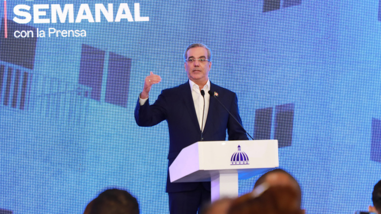 Abinader responde a Danilo Medina: 