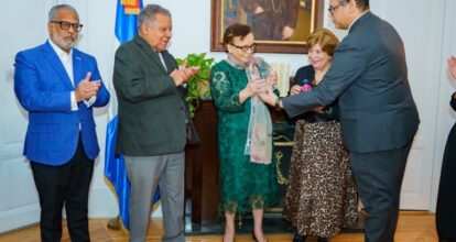 Embajada RD en España honra a Miriam Germán por su lucha contra la violencia de género