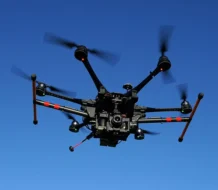 Sabías que para volar drones de más de 4 libras necesita permiso