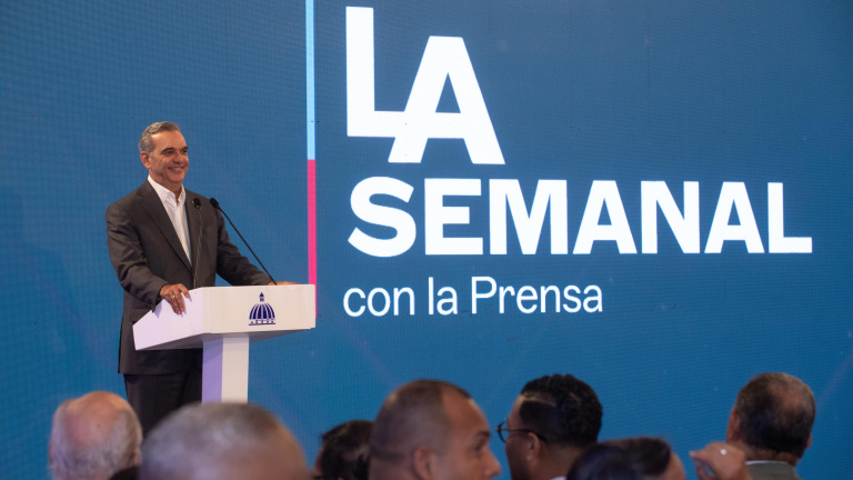 ¡Fiesta! Presidente Abinader anuncia actividades navideñas