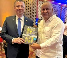 GALA Media Group presenta  BUSINESS Expansión en Costa Rica junto al Presidente Rodrigo Chávez