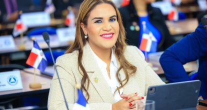 Eligen diputada Michelle Ortiz como presidenta de la Comisión de Comercio y Desarrollo del Parlacen