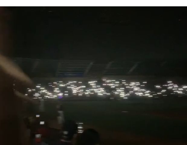 Apagón en Estadio Cibao mantiene retrasado partido entre Águilas y Escogido