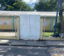 Cierran escuela en SPM donde presuntamente fue abusada estudiante