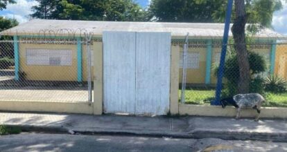 Reanudan las clases en escuela de SPM, donde presuntamente habría abusado sexualmente de estudiante