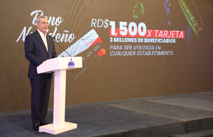 Presidente Abinader enciende la Navidad 2024