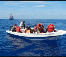 La Guardia Costera de EE.UU. repatria a 17 migrantes dominicanos detenidos cerca de isla de Mona