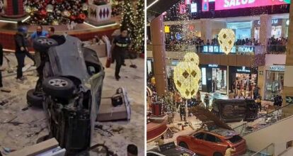 Carro cae desde el cuarto piso de centro comercial en Guatemala