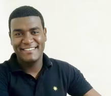 ¡Hoy se enfrenta a la justicia! Profesor acusado de presuntamente agredir sexualmente a estudiante en SPM