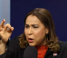 Ministra de la Mujer: línea 212 ha atendido 30 mil emergencias