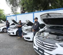 PN desmantela presunta estructura criminal dedicada al robo y alteración de vehículos; apresan a tres personas