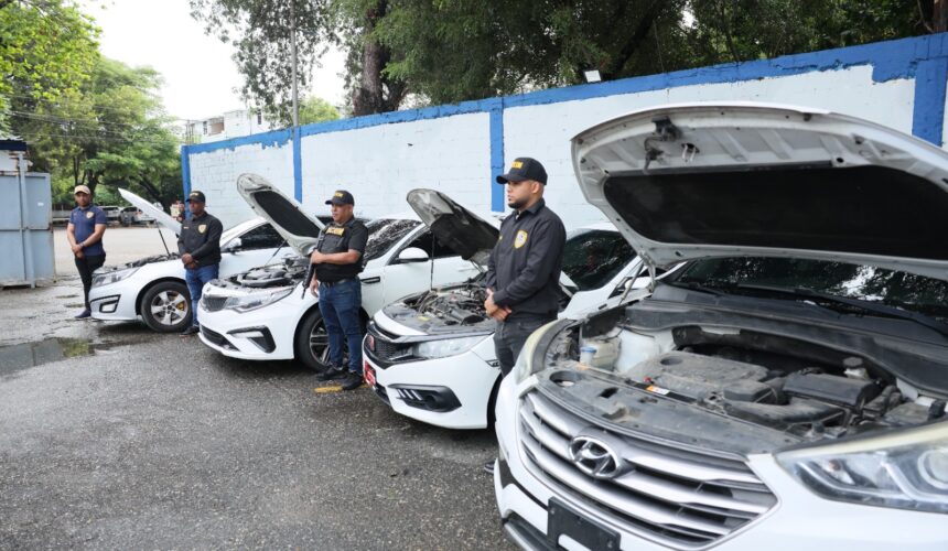 PN desmantela presunta estructura criminal dedicada al robo y alteración de vehículos; apresan a tres personas