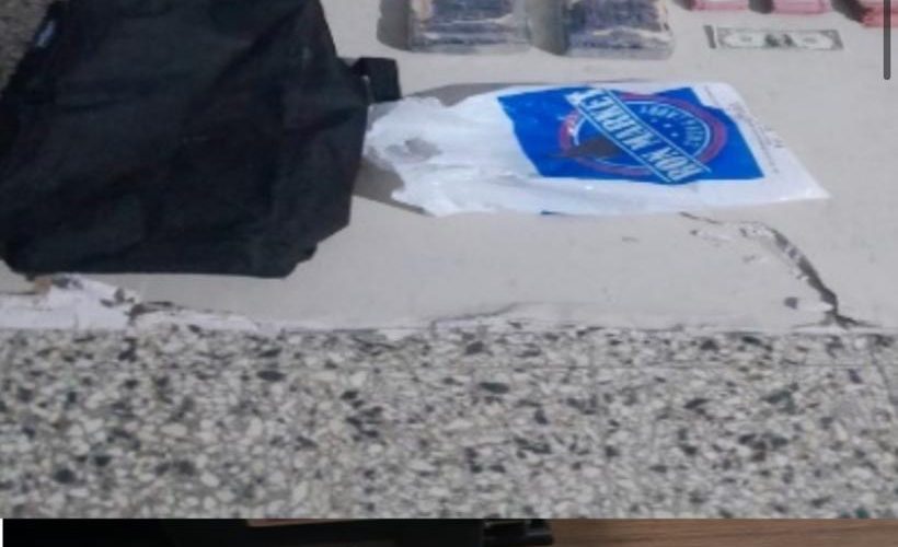 PN ocupan dos kilos de presunta cocaína y dinero en efectivo en operativo preventivo en Villa Duarte