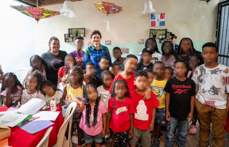 Raquel Peña cierra el año llenando de alegría y esperanza a los niños del Hogar Familia Bethesda