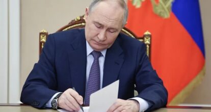 Vladímir Putin se disculpa por el «trágico incidente» con el avión que dejó 38 muertos