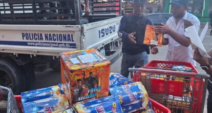 Interior y Policía realiza operativo en Santiago, incauta fuegos artificiales, ocupa arma ilegal y arresta a cuatro personas