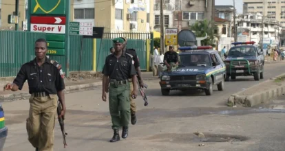 Al menos 35 niños muertos en una estampida en una feria en Nigeria