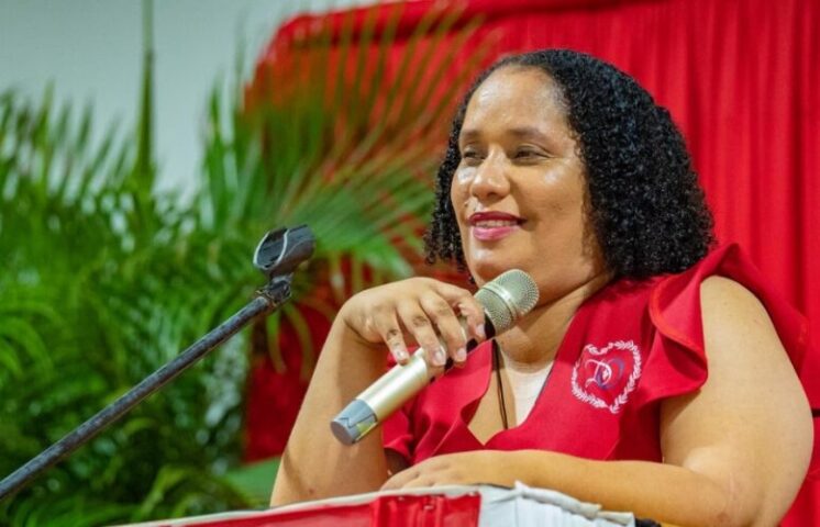 Tragedia en Trinidad y Tobago: fallece la ministra de Educación y sus dos hijos en un incendio