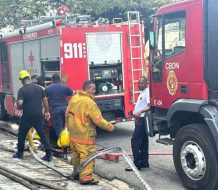 Se registra incendio en Plaza Bolera de la Av. Abraham Lincoln 