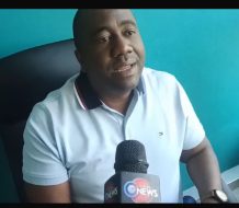 Regidor de la FP emite declaraciones ante suceso de parqueo en Ayuntamiento de Santiago