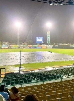Se pospone el partido entre Toros del Este y Estrellas por lluvia