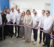 Vicepresidenta Raquel Peña inaugura  destacamento policial en Santiago