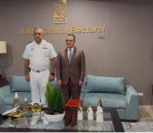 DGM y JCE coordinan medidas para facilitar el control migratorio en los aeropuertos