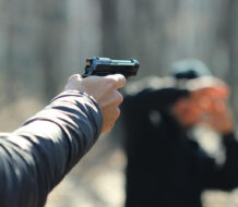 Trifulca entre dos conductores armados, deja muerto adolescente de 13 años en SDE