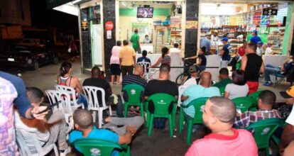 La flexibilización del horario para vender alcohol no incluye a colmados y colmadones