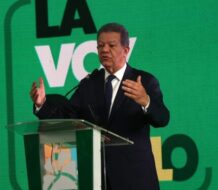 Leonel exige al Gobierno aclarar el uso de fondos del contrato Aerodom