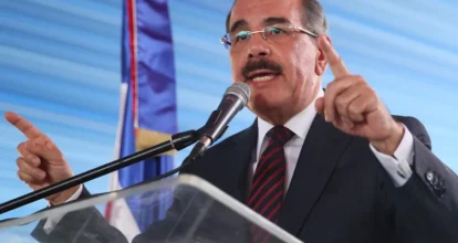 Medina manda a peledeístas a asumir su rol como tal