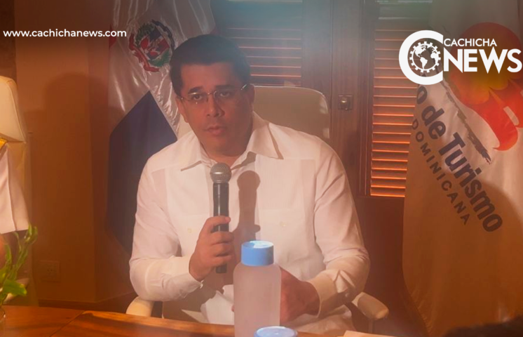 Collado asegura que llegarán un millón de turistas a RD por festividades navideñas