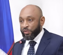 Destituyen ministro de Salud haitiano, tras ataque contra hospital HUEH
