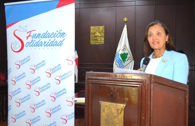 Embajadora de Canadá subraya importancia de apoyo local a la equidad de género