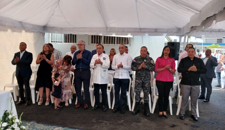 Cruz Jiminián rinde tributo con misa a la Virgen de la Altagracia